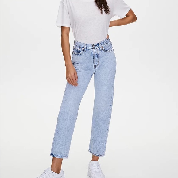 Levi straight wedgie - Picture 1 of 1